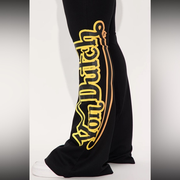 Von Dutch Flared Pant set - Picture 6 of 6